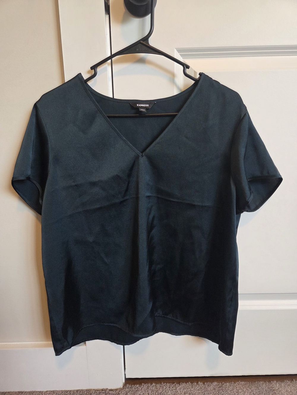 Express Emerald Green V-Neck Short Sleeve Blouse